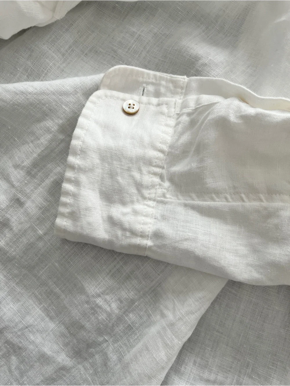 Soft Surroundings White Cotton Linen Button-Front Big Shirt (M) - Picture 8 of 11